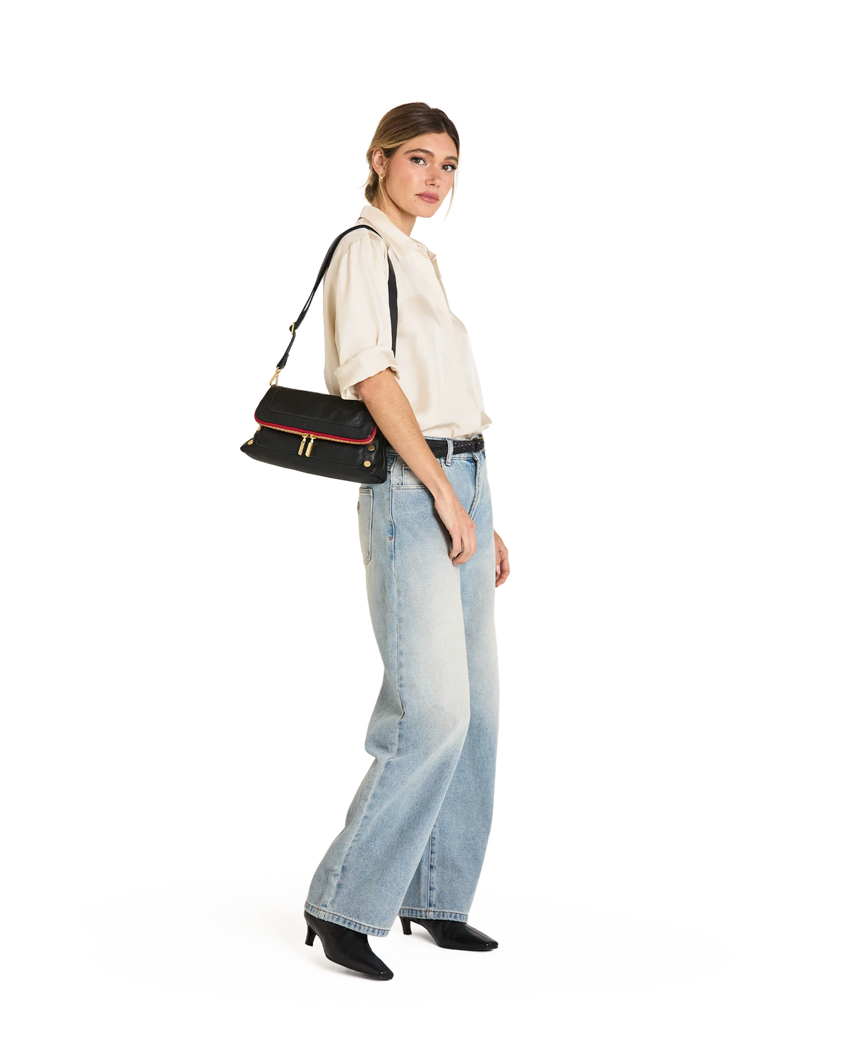 Full-length view of the bag worn on the shoulder