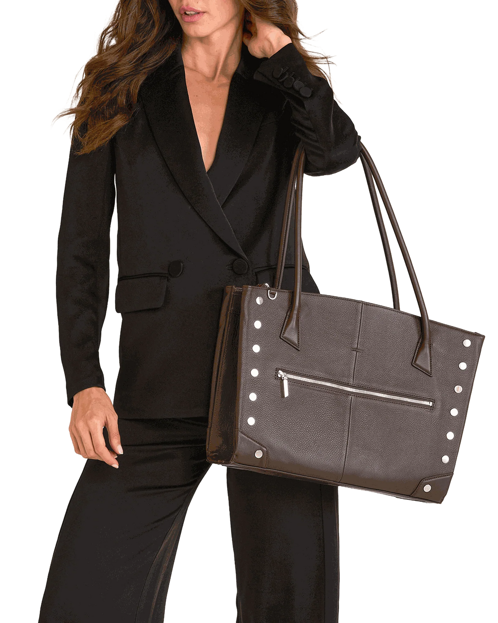 Brown Currier Work Tote carried on the shoulder